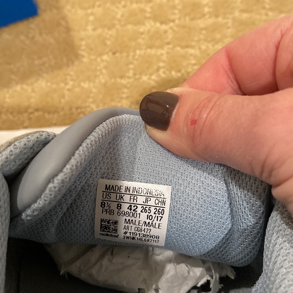 Yeezy power phase sneakers 8 1/2 - Picture 4 of 6